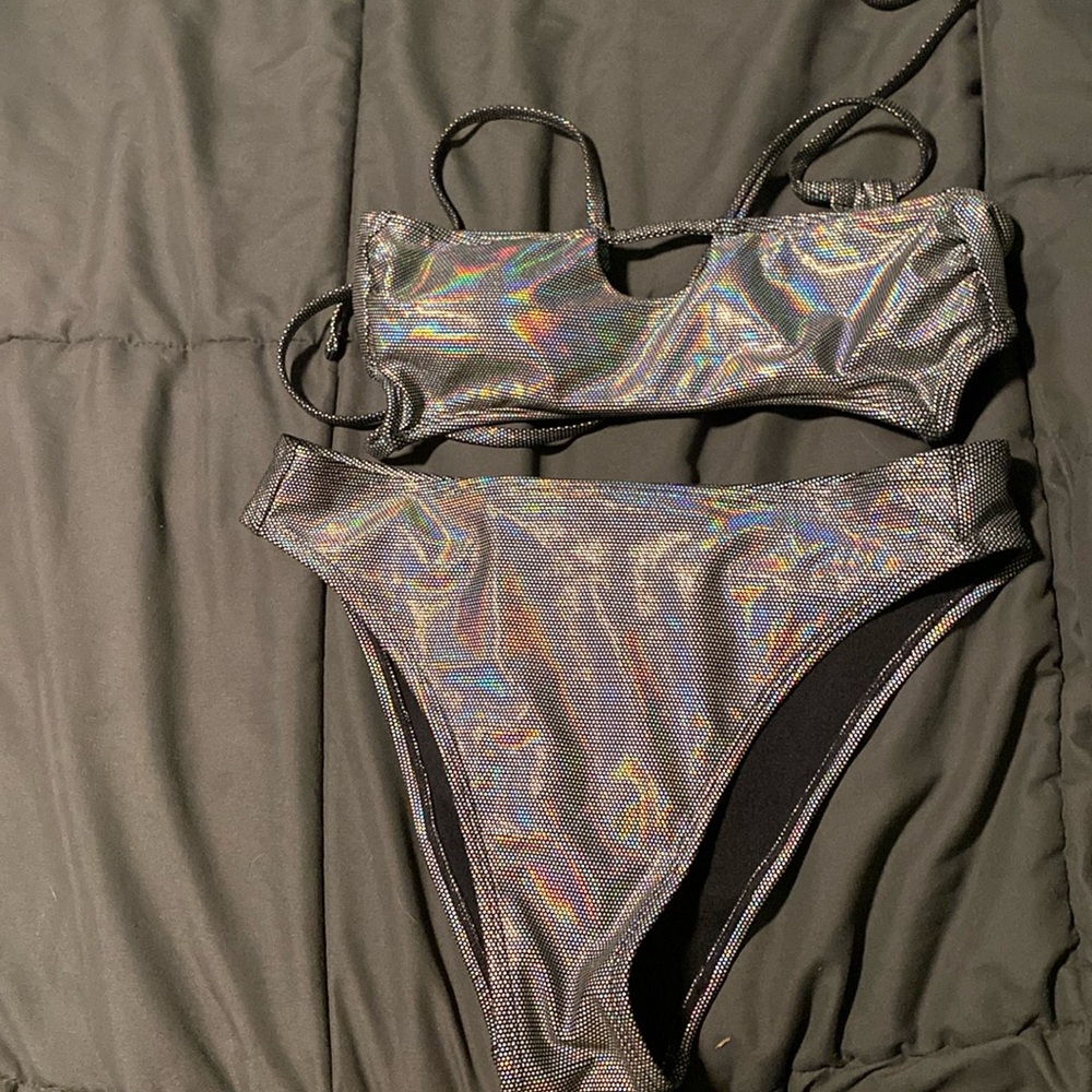 Bathing suit